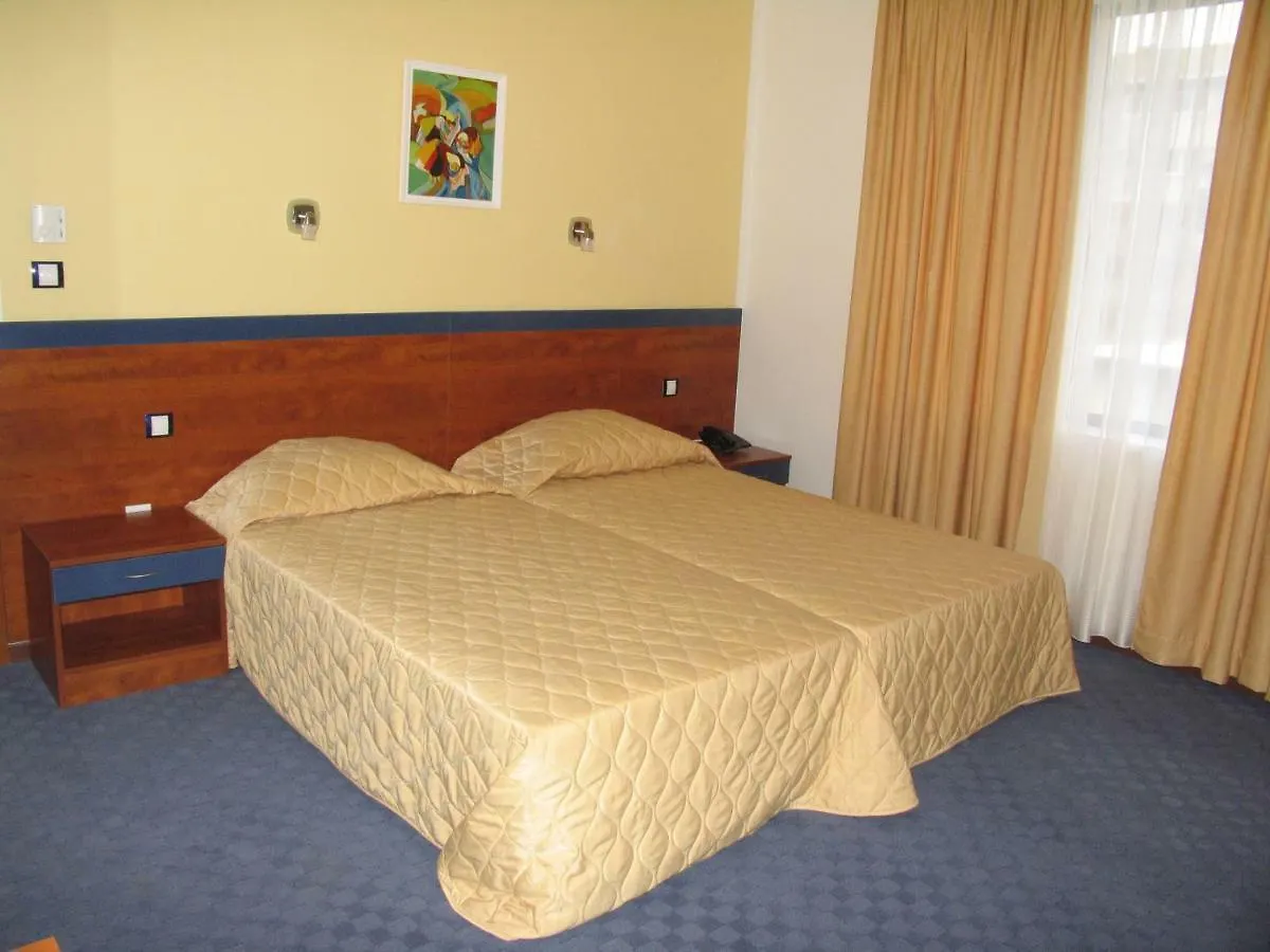 Hotel Latinka Sofia 3*,